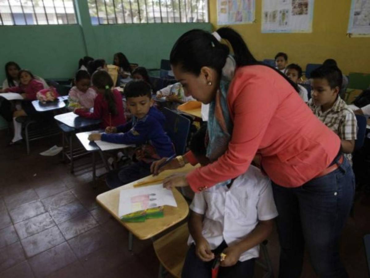 Déficit de 15 mil docentes en el sistema educativo de Honduras