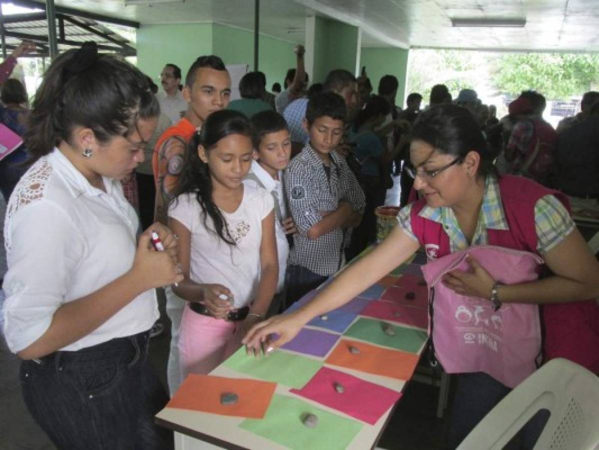 Realizan foro sobre derechos de los niños en Choluteca