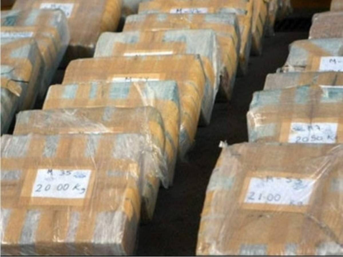 Decomisan en Guatemala 4.3 toneladas de cocaína abandonadas en el mar