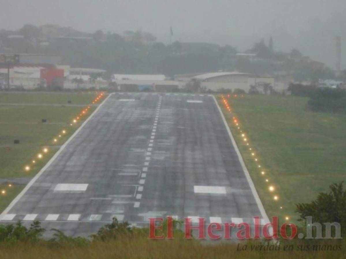 Reanudan parcialmente operación del aeropuerto Toncontín ante baja nubosidad