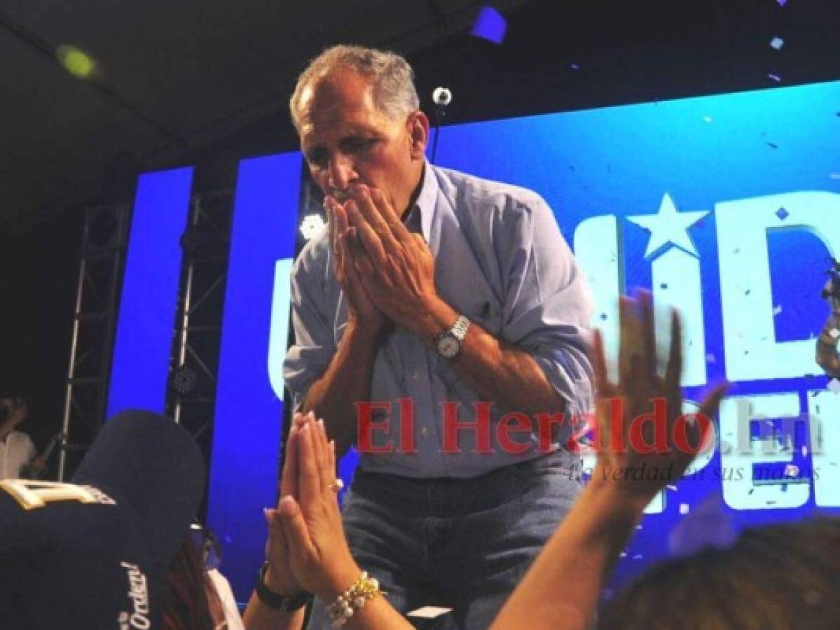 Tito Asfura, el candidato de un solo traje