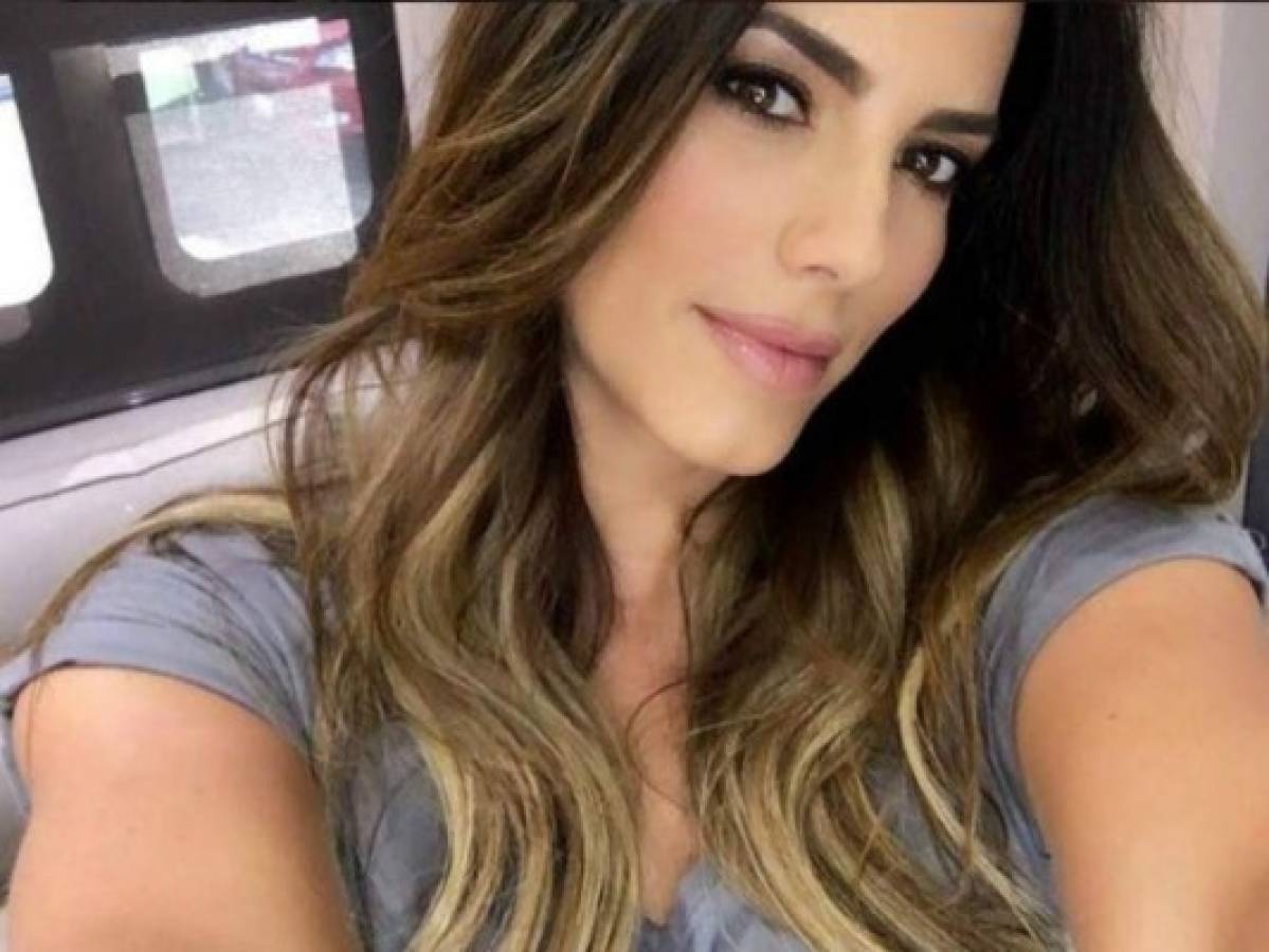 Gaby Espino se muestra sin maquillaje y luce hermosa