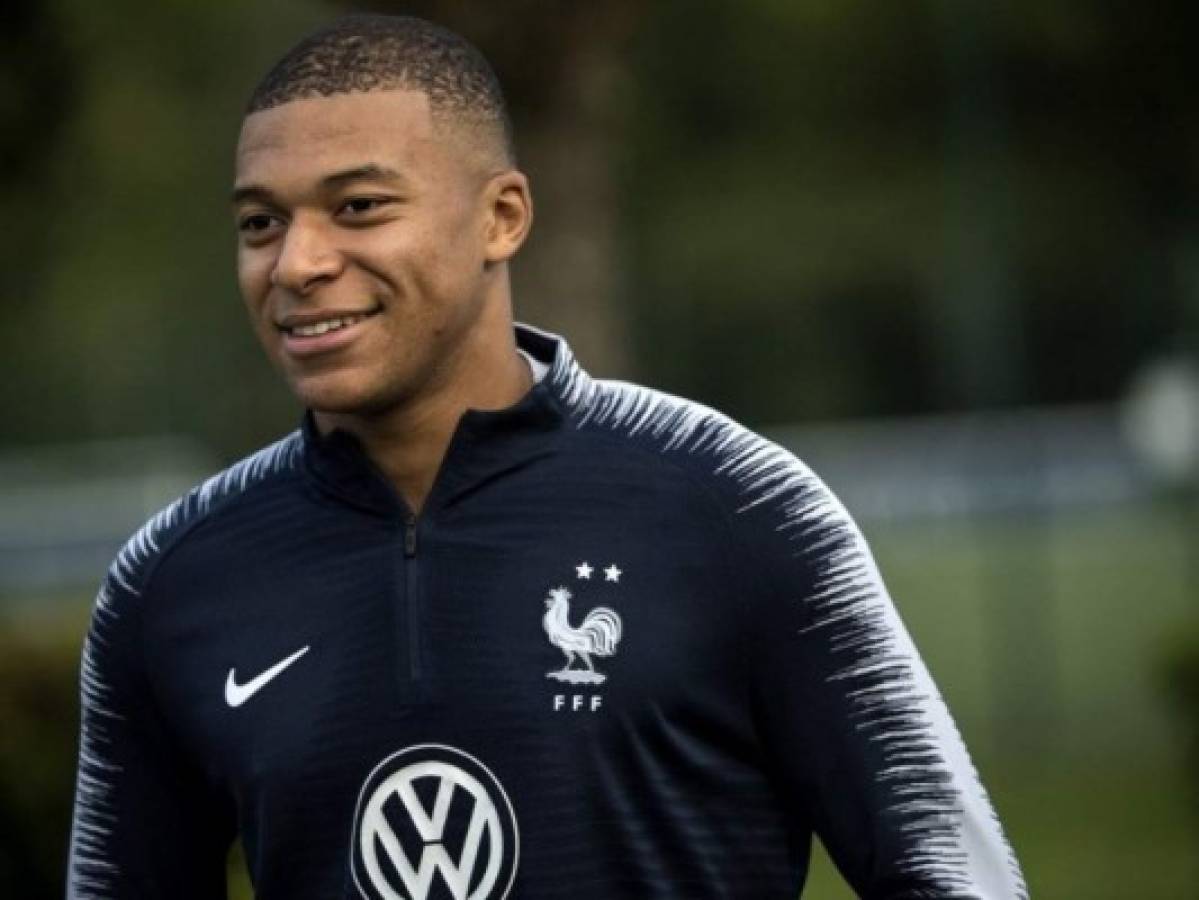 Mbappé, baja con Francia, necesita 'más tiempo', dice Deschamps