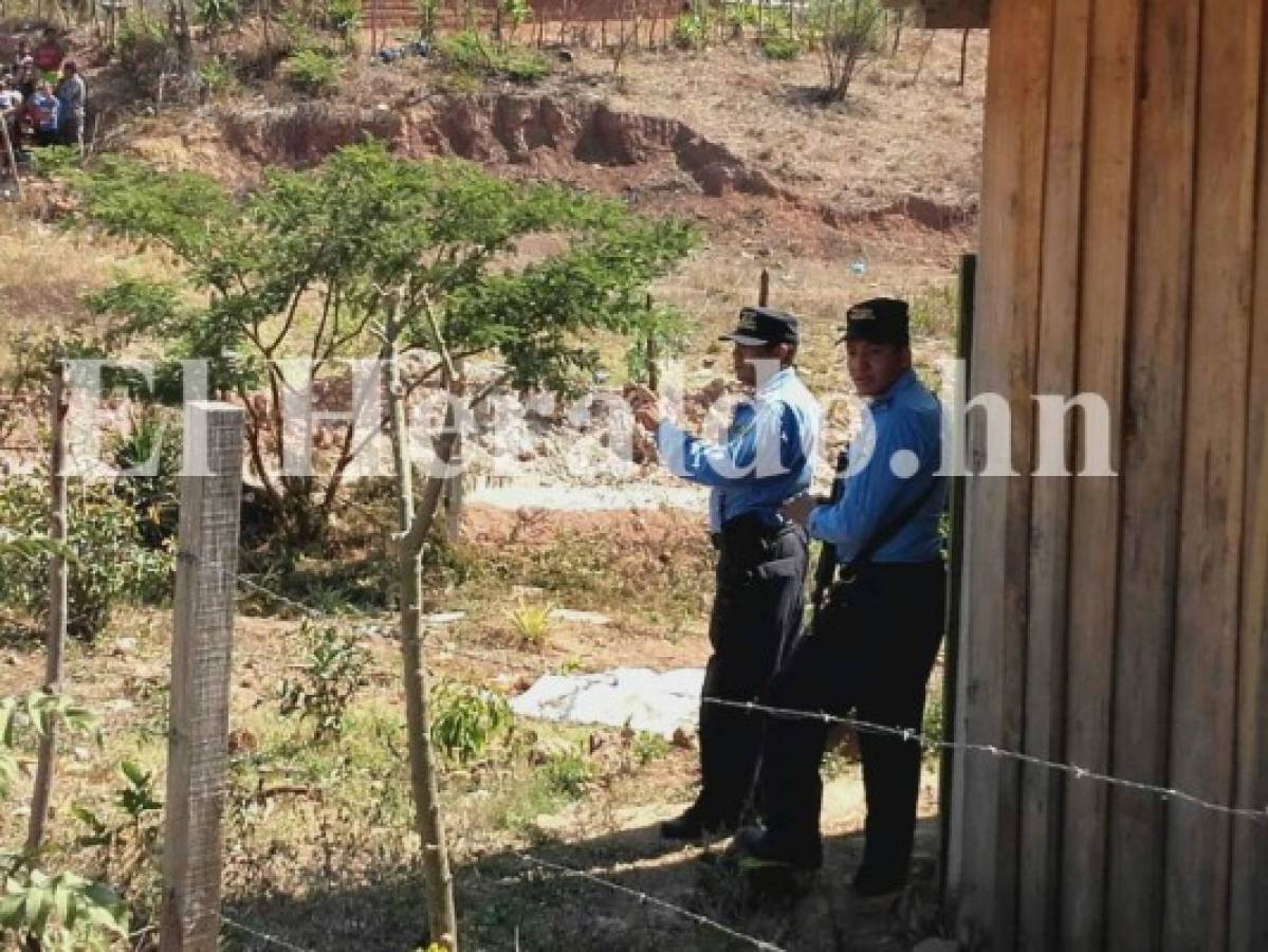 Hombre es hallado asesinado en el solar de su propia casa en la colonia Suyapa de la capital de Honduras