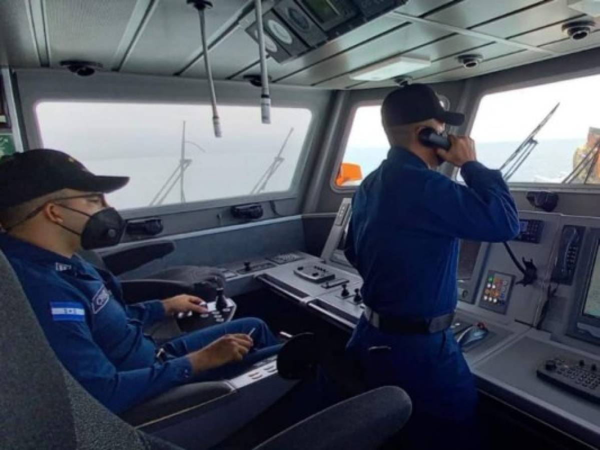 Naval mueve las patrulleras oceánicas por la bahía de Puerto Cortes para demostrar que están operables
