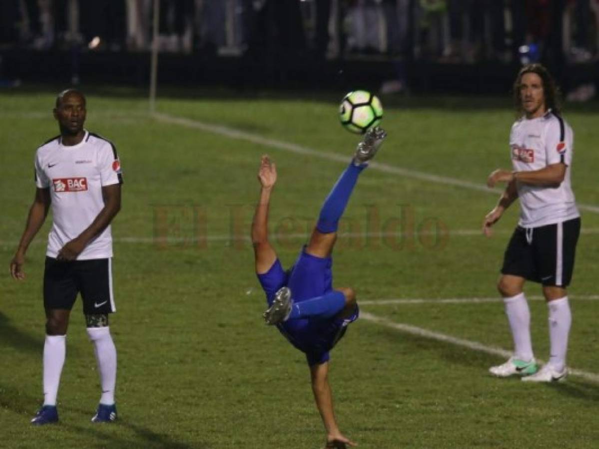 Leyendas del Mundo vencieron 5-2 a Leyendas de Honduras en el Partido por la Paz