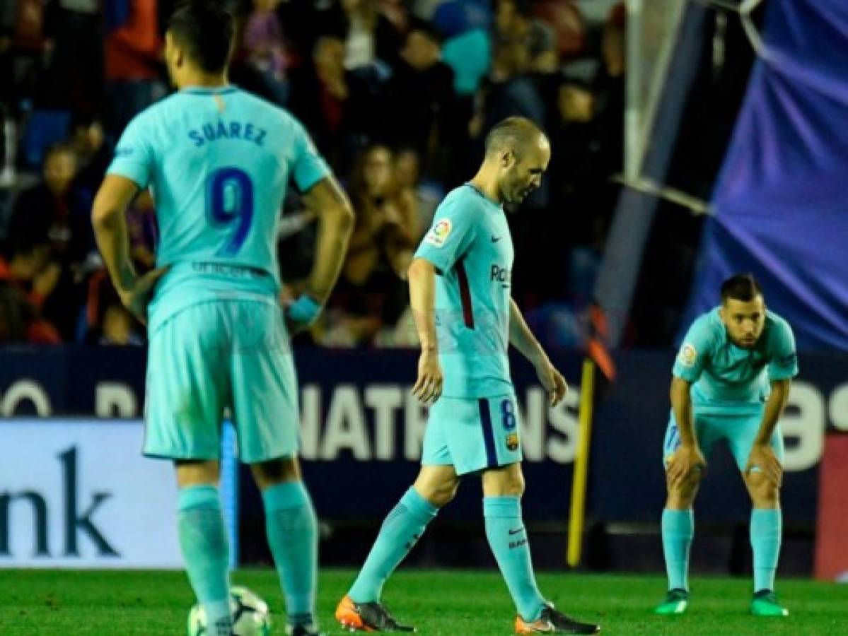 Barcelona perdió el invicto de 43 partidos al caer 5-4 ante el Levante