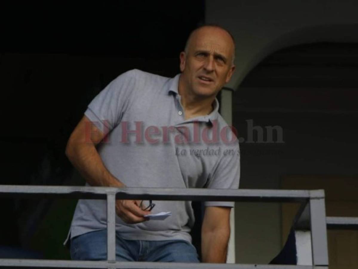 Fabián Coito presente en el Estadio Nacional para ver a Motagua vs Juticalpa