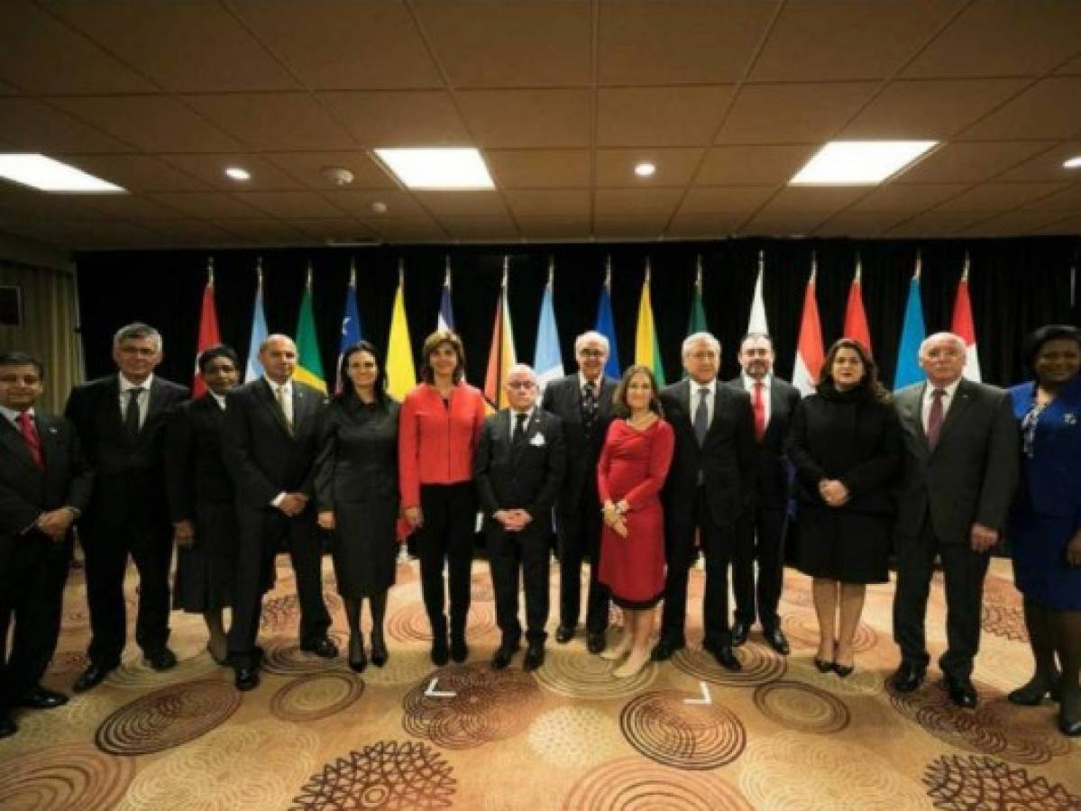 Honduras y 13 países latinoamericanos llaman a consultas a embajadores en Venezuela