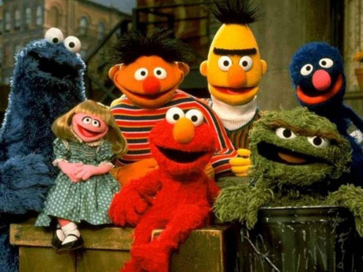 El lado oscuro del personaje que le dio vida a Elmo de Plaza Sésamo