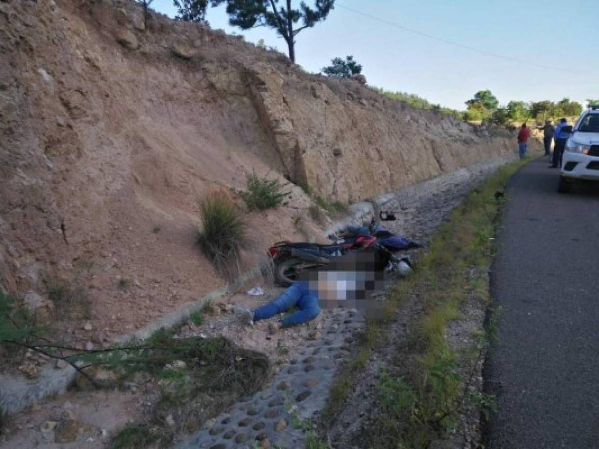 Dos muertos deja aparatoso accidente de moto en La Paz