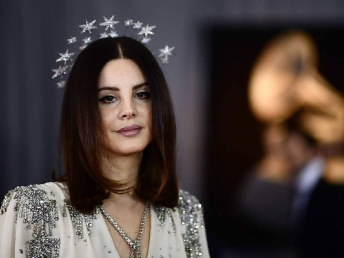 Cantante Lana del Rey, 'nerviosa' tras el arresto del hombre que quería secuestrarla