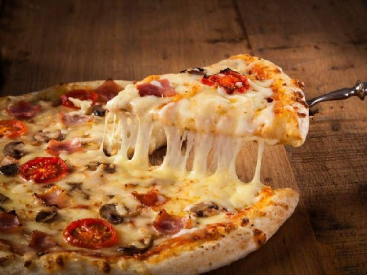 Dieciocho años de prisión por 'escupir en una pizza' en Turquía