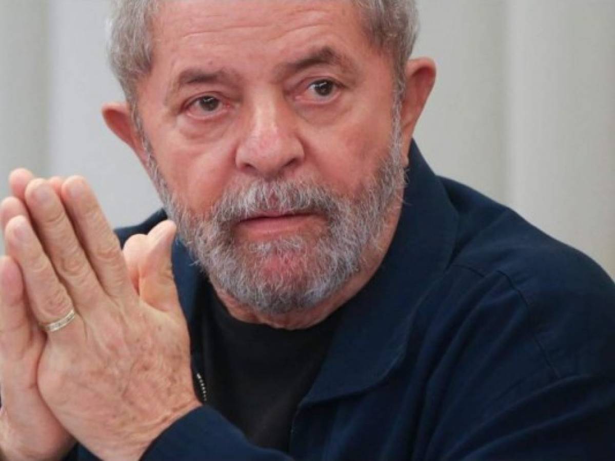 Condenan a 12 años y 11 meses de cárcel al expresidente de Brasil Lula da Silva