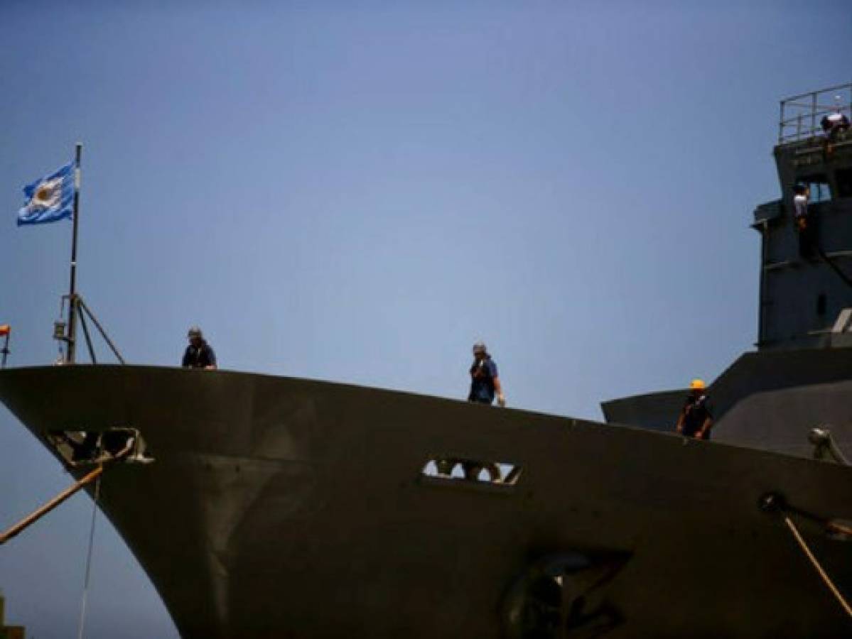 Armada Argentina no da por muertos a los tripulantes del submarino