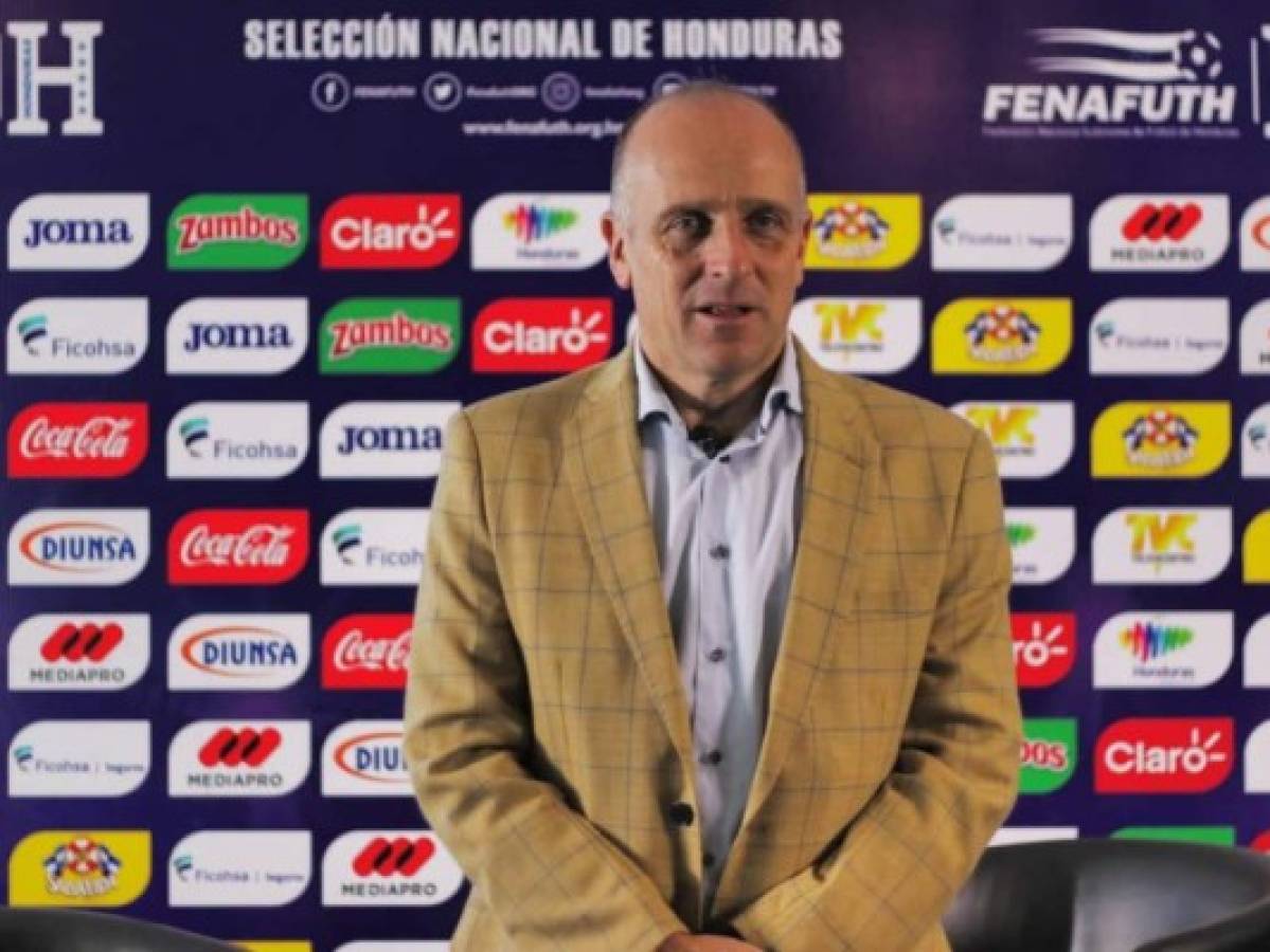 Fabián Coito atiende su primer Media Day como entrenador de la Selección de Honduras
