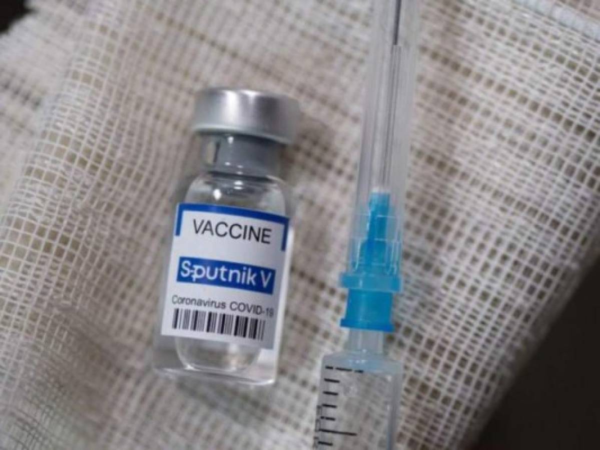 Estudio: Los vacunados con dos dosis de Sputnik V no son fuente de contagio  
