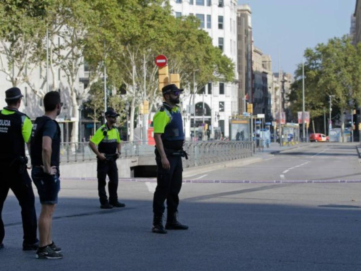 Camioneta atropella a varias personas en Barcelona