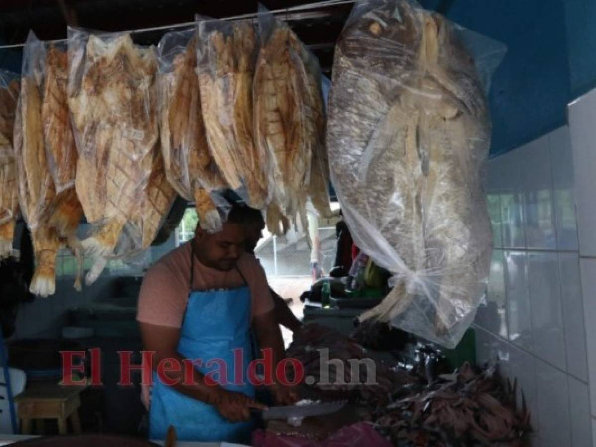 En el caso del pescado seco y fresco, según las autoridades de la asociación de marisqueros, se garantiza el suministro durante Semana Santa, aunque tendrá un incremento del 50%.