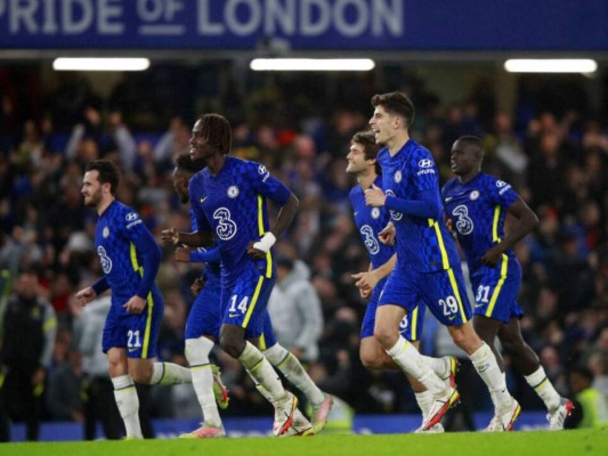Chelsea y Arsenal avanzan a cuartos en Copa de Liga