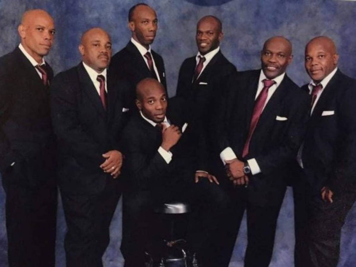 La histórica foto de la familia de David Suazo