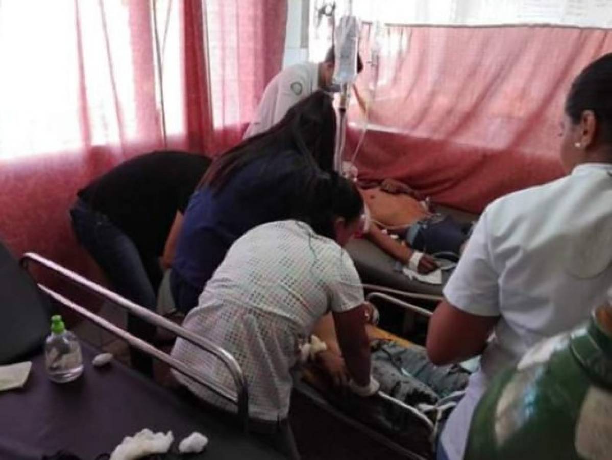 Dos muertos y al menos 10 heridos en accidente vial en La Paz