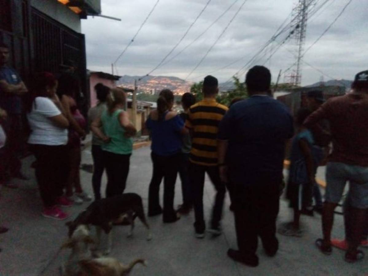 Hombre mata a su vecina a machetazos en la colonia La Peña por Bajo de la capital