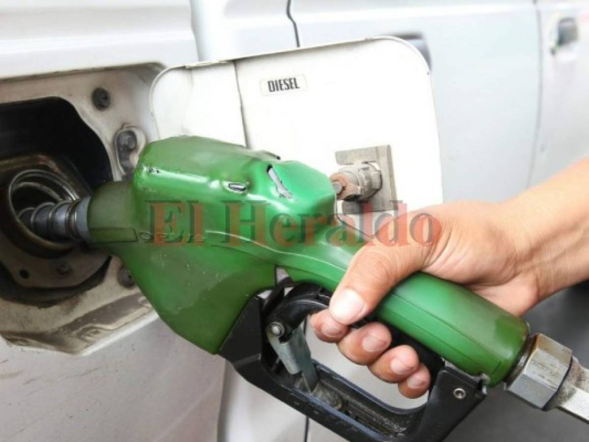Ajustes al precio de los carburantes se hará gradualmente en Honduras