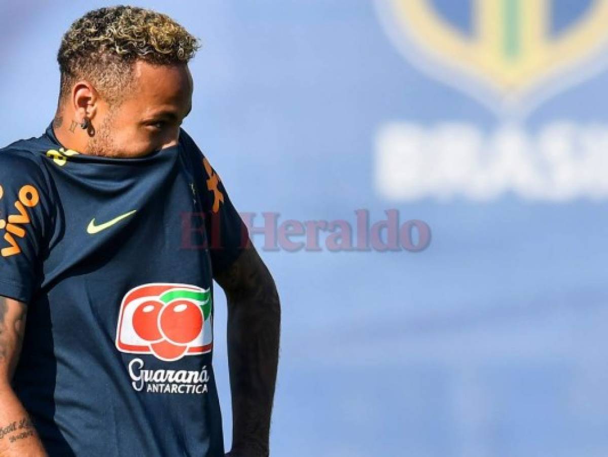 Trago gratis en un bar de Río de Janeiro por cada caída de Neymar