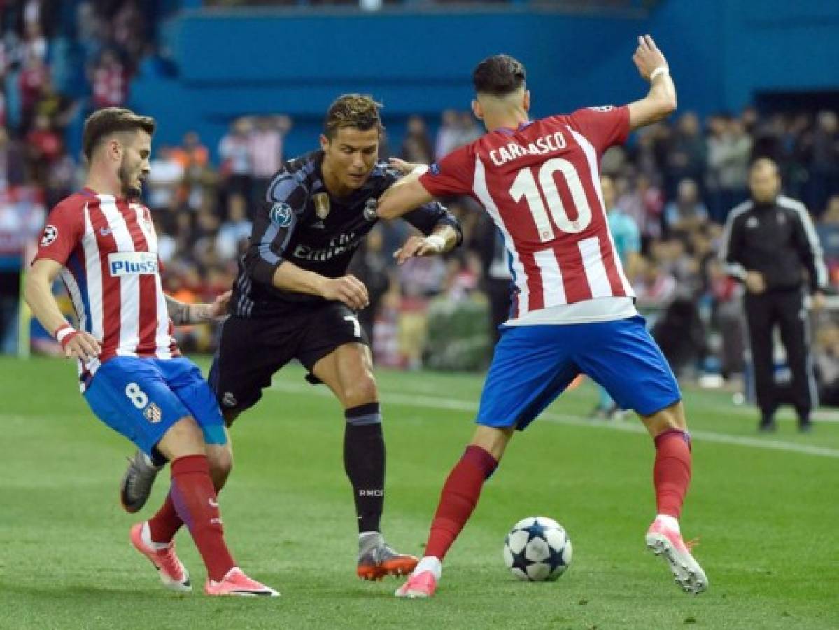 El Atlético de Madrid venció 2-1 al Real Madrid, pero queda fuera de la Champions League