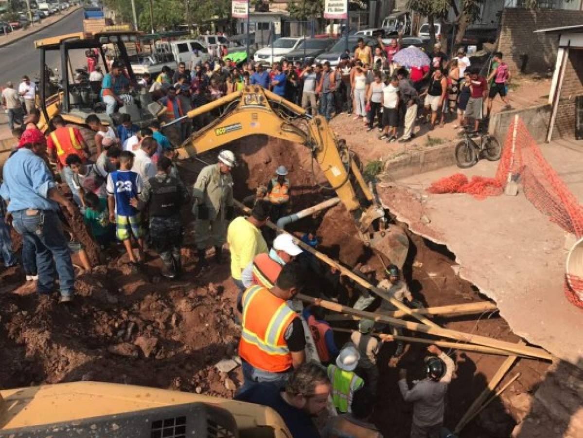 Hallan muertos a los dos obreros soterrados por alud de tierra en la capital de Honduras