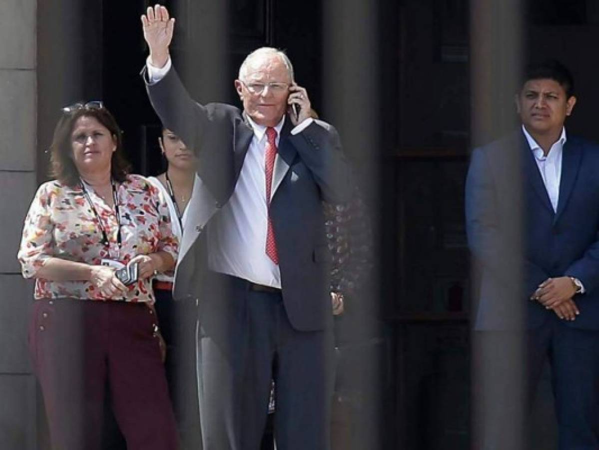 Expresidente Kuczynski hospitalizado de urgencia en Perú