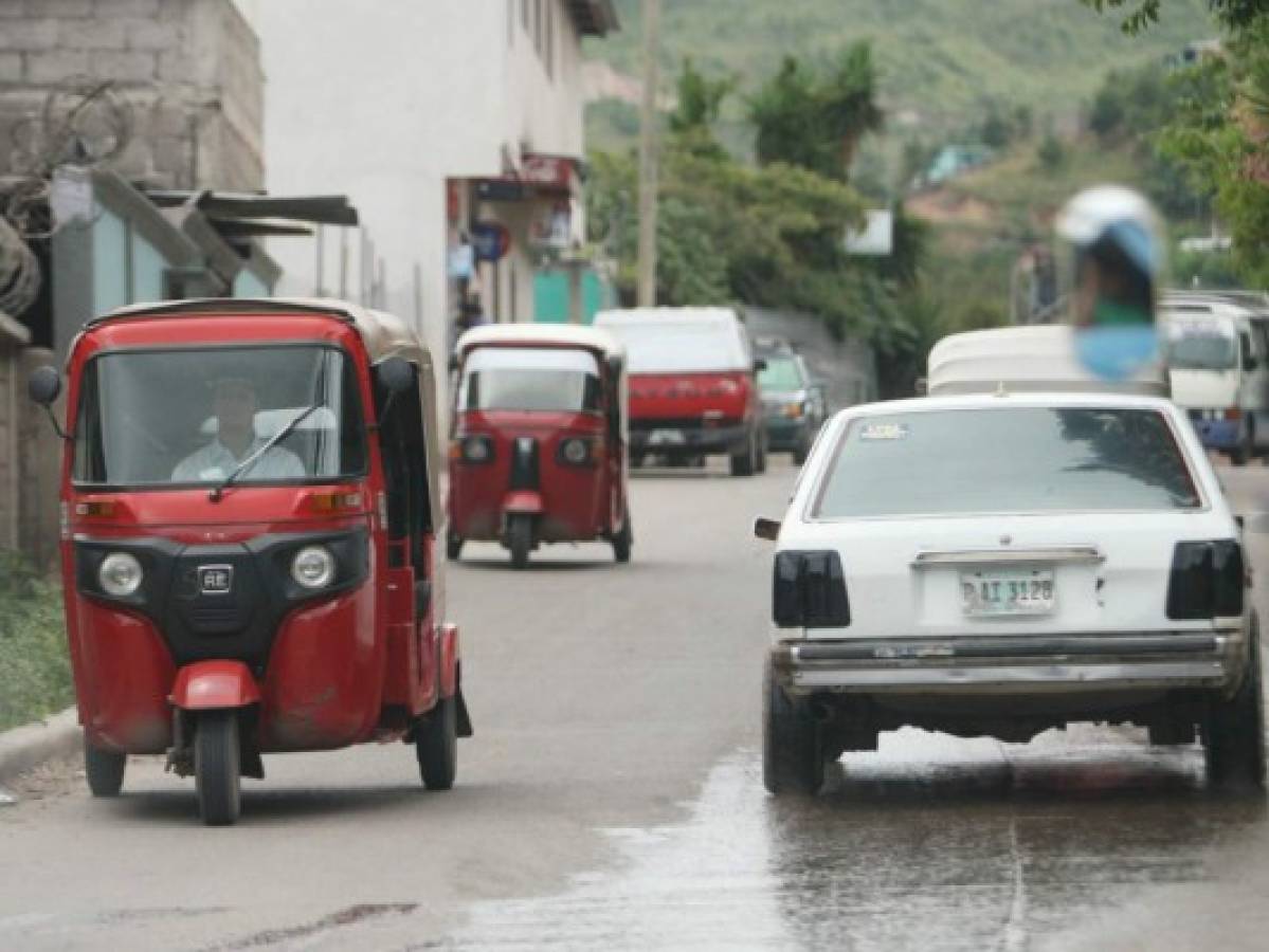 Señalizarán las zonas de servicio de las mototaxis