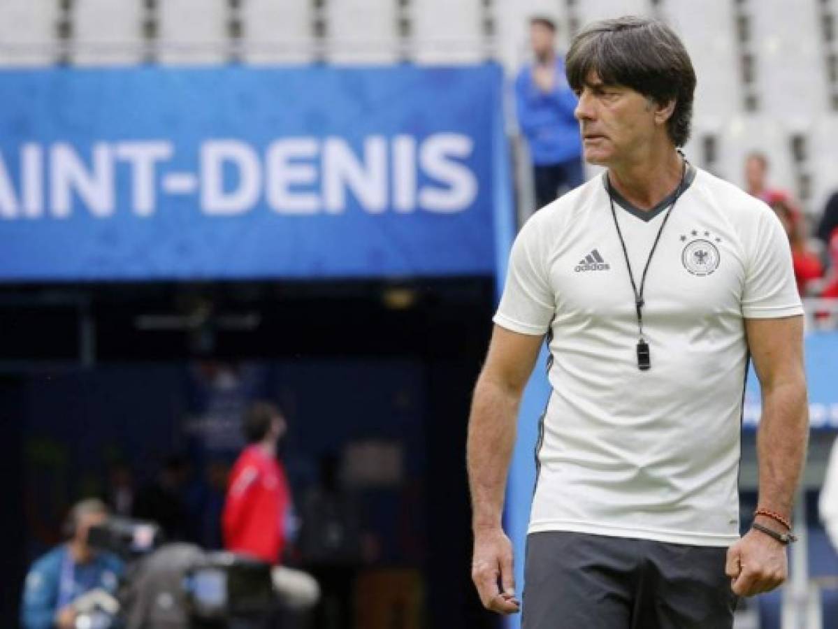 Alemania regresa con Löw bajo presión tras 'despedir' a tres históricos