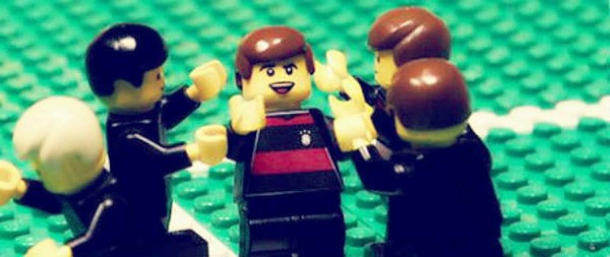 Lego recrea la goleada de Alemania contra Brasil
