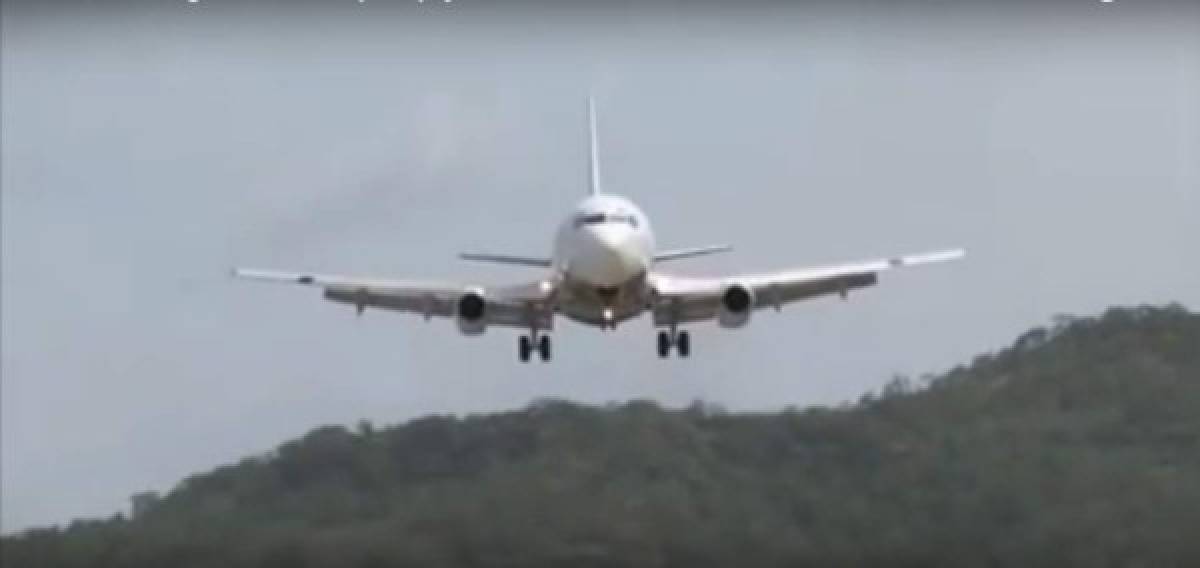 Se viraliza video del aterrizaje de un avión en el aeropuerto Toncontín