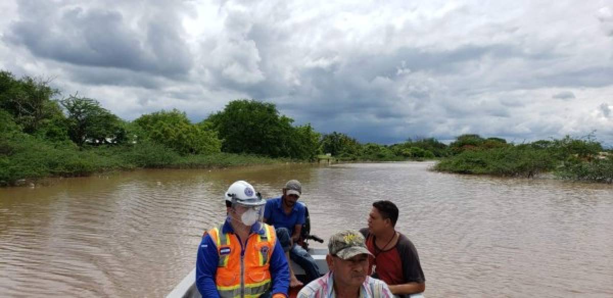 EN FOTOS: Estragos en Valle por desbordamiento del río Goascorán