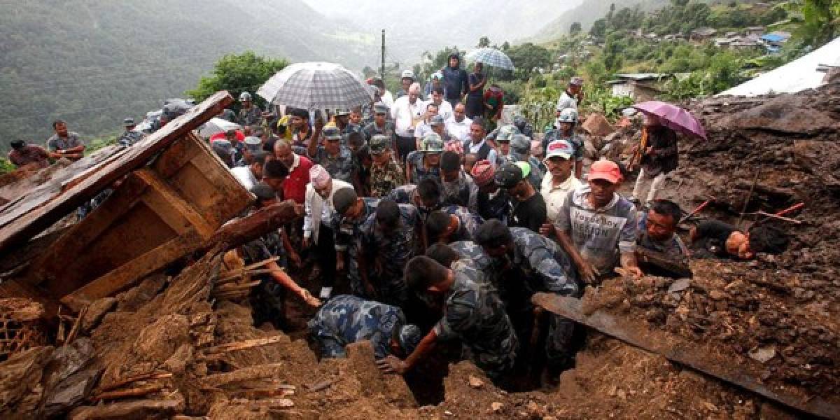 Al menos 12 muertos en deslizamiento de tierras en Birmania