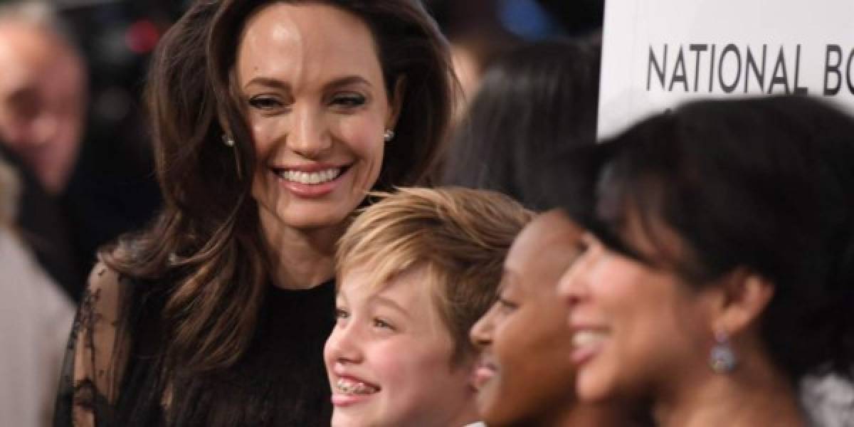 Filtran que hija de Angelina Jolie y Brad Pitt inició tratamiento de cambio de sexo