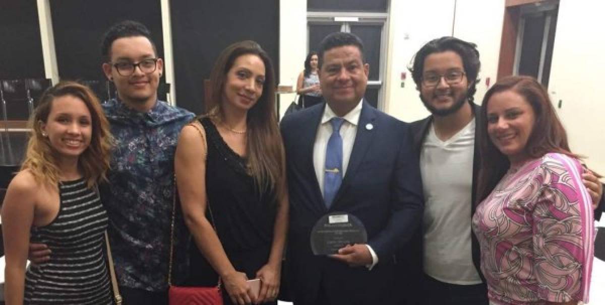Hondureño Carlos Pereira gana premio 'Líder latinoamericano 2016'