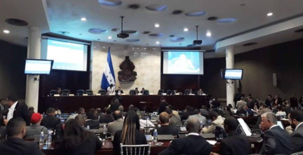 Ley que regula el odio en redes sociales pasa en primer debate en el Congreso Nacional