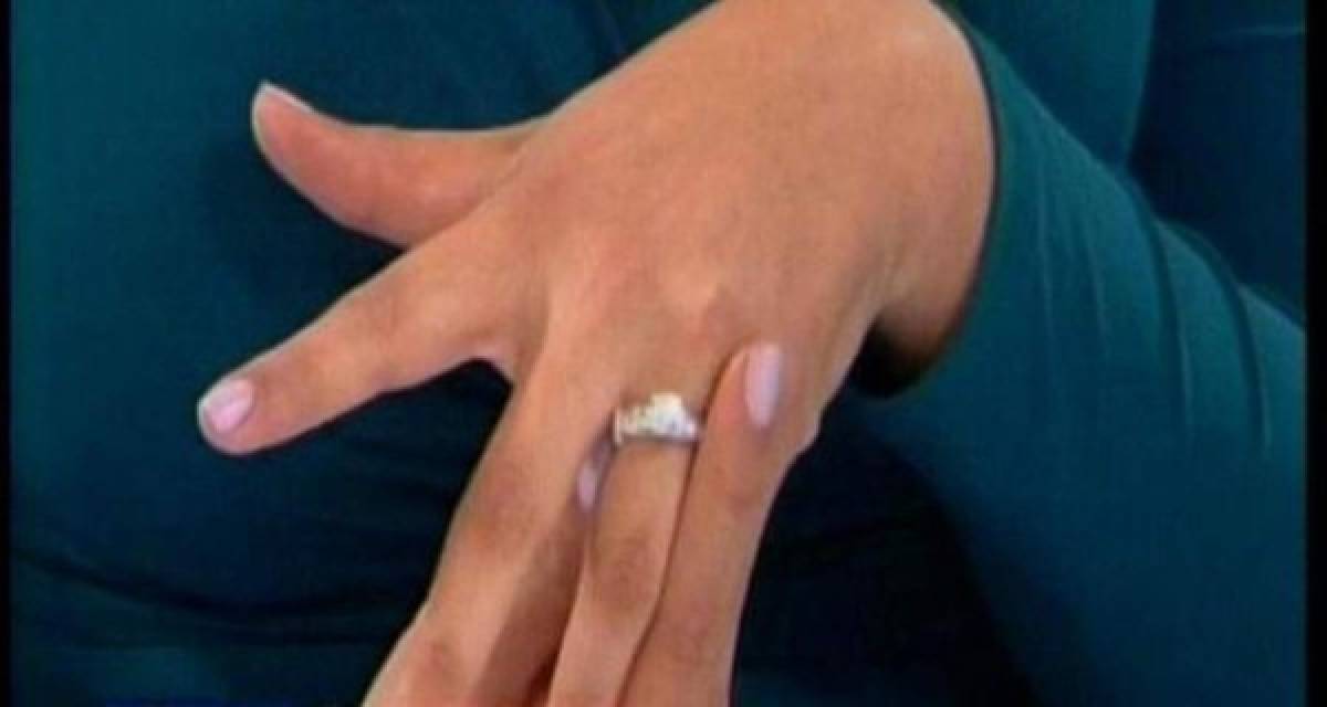 Carolina Lanza anuncia su compromiso como noticia de ''último momento''  
