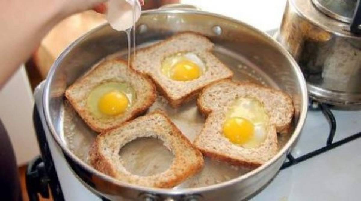 Una forma diferente de comer huevos estrellados