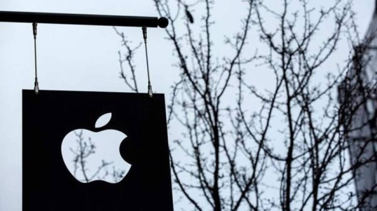 La UE ordena a Irlanda le cobre impuestos a Apple