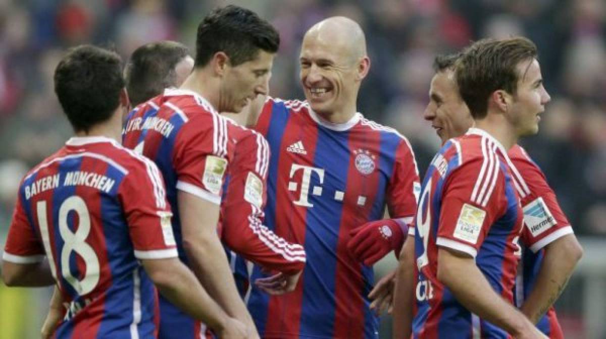 El Bayern Múnich goleó 8-0 al Hamburgo y afianza el primer puesto