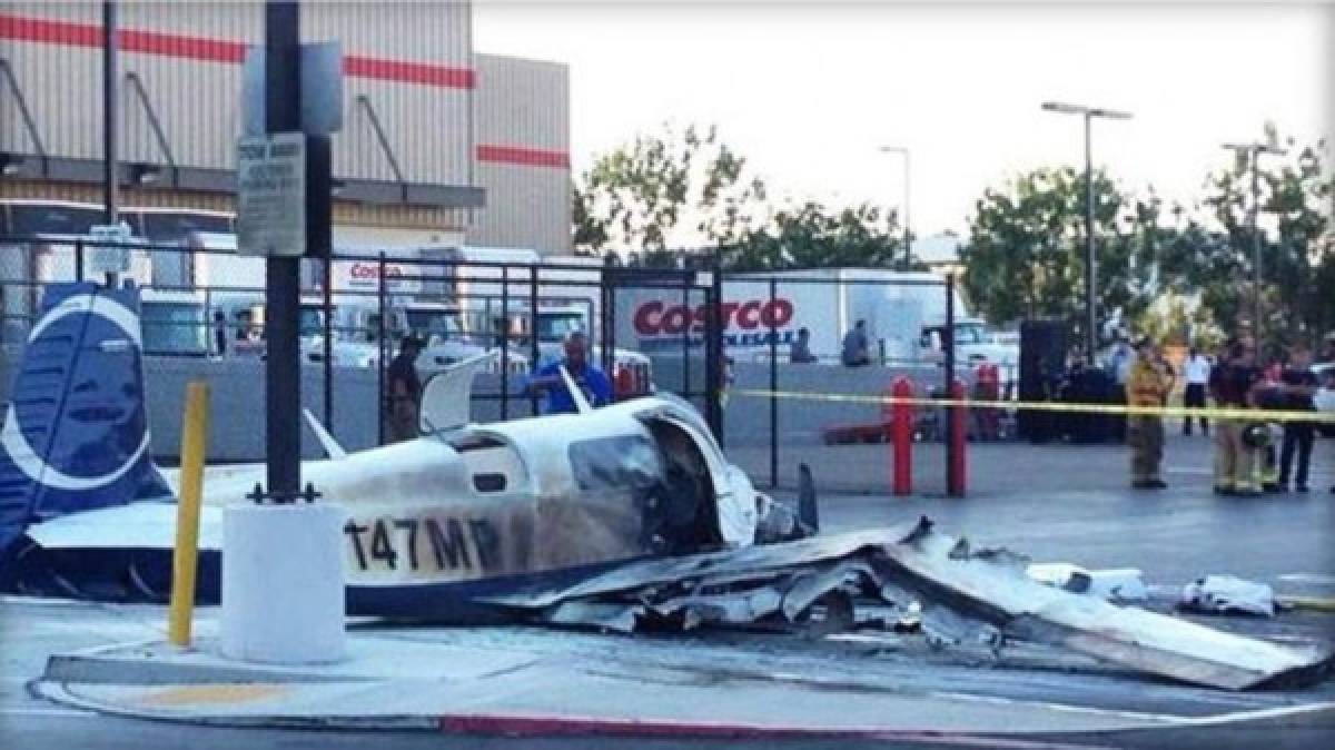 Cayó una avioneta sobre un centro comercial en San Diego