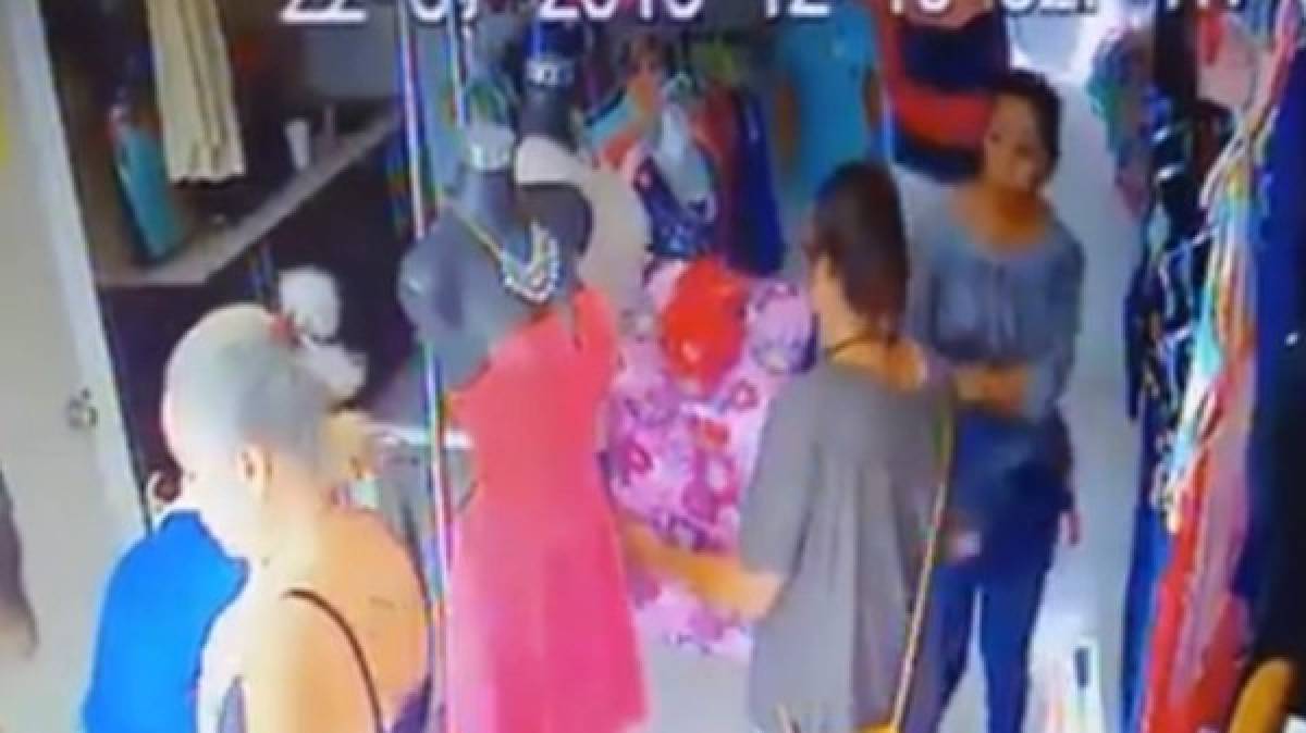 Video registra robo en tienda de San Pedro Sula