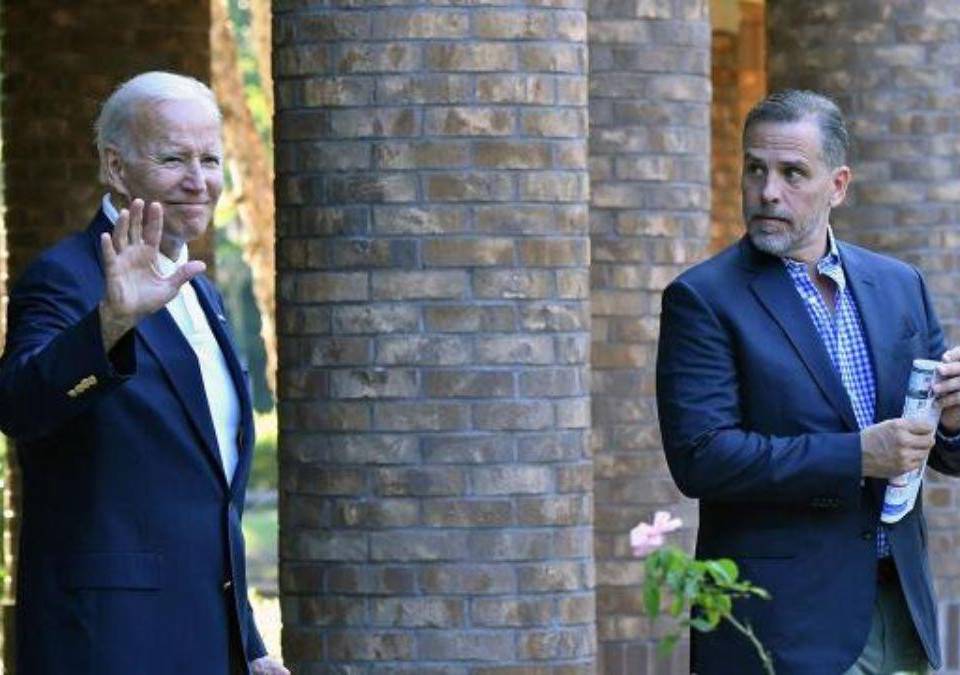 Hunter Biden, el hijo problemático del presidente de Estados Unidos, Joe Biden, solicitó al Departamento de Justicia una investigación contra personas afines al expresidente Donald Trump, entre ellos Rudy Giuliani, por el robo de información de su laptop hace algunos años. A continuación los detalles.