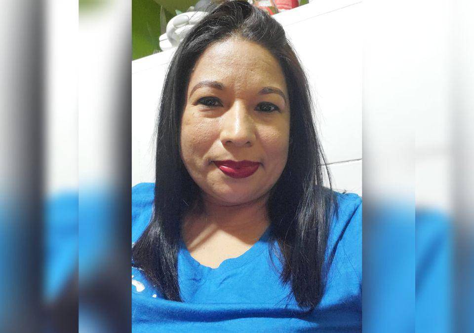 Su rostro era muy conocido en la zona norte de Honduras, pues destacó como defensora de los derechos laborales de sus compañeros maquiladores. Lamentablemente, ella y su hijo fueron víctimas de una nueva masacre registrada la noche del sábado en un billar de Choloma, Cortés.