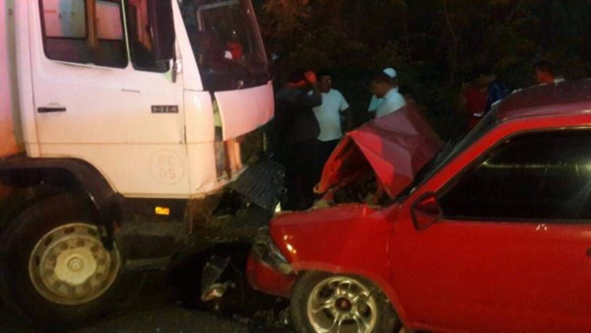 Cuatro mujeres muertas y ocho heridos deja aparatoso accidente en Choluteca